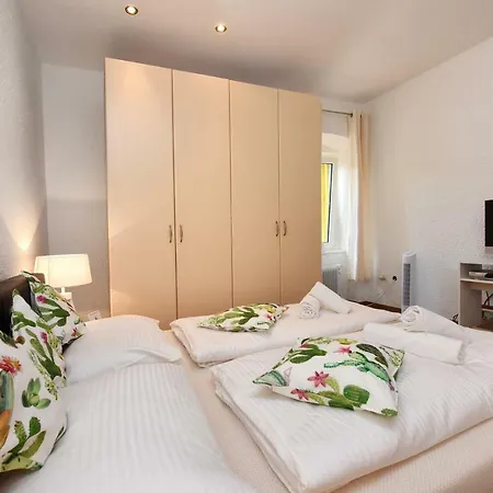 Appartamento Euphrasius Apartmants