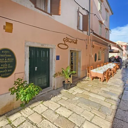 Appartamento Euphrasius Apartmants *