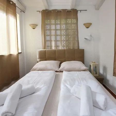 Appartamento Euphrasius Apartmants *