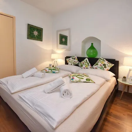 Euphrasius Apartmants Apartment *